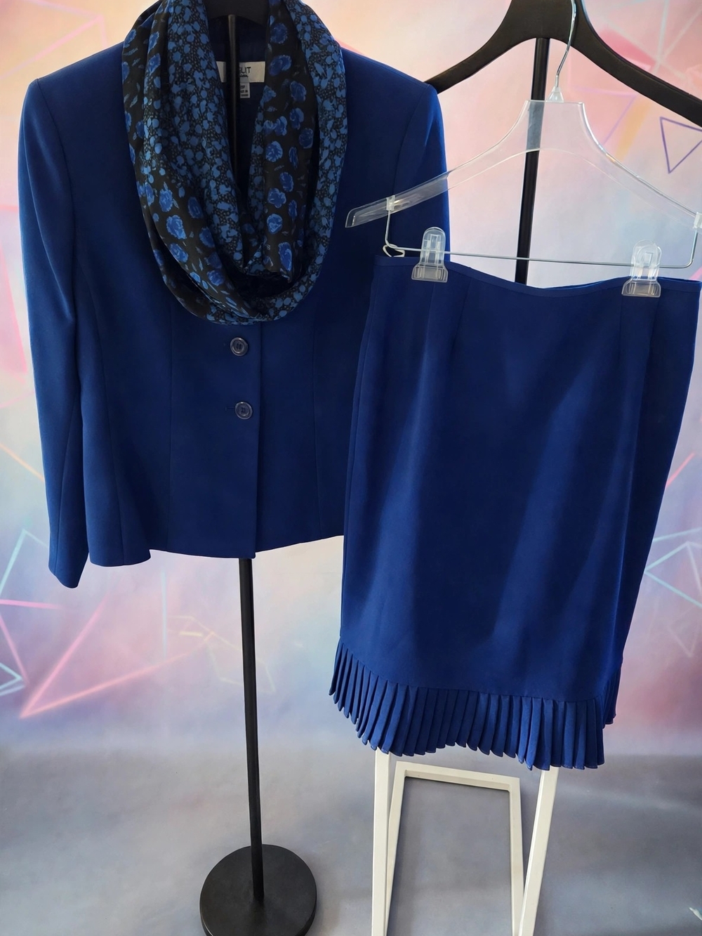 NWT Le Suit Royal Blue 2-Piece Skirt Suit 8P w/ Scarf — Inspires 80s Powersuit